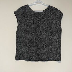 Elegant Black and White Speckled Blouse